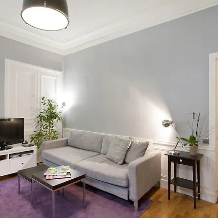 Apartment Gowithoh Las Cases Paris